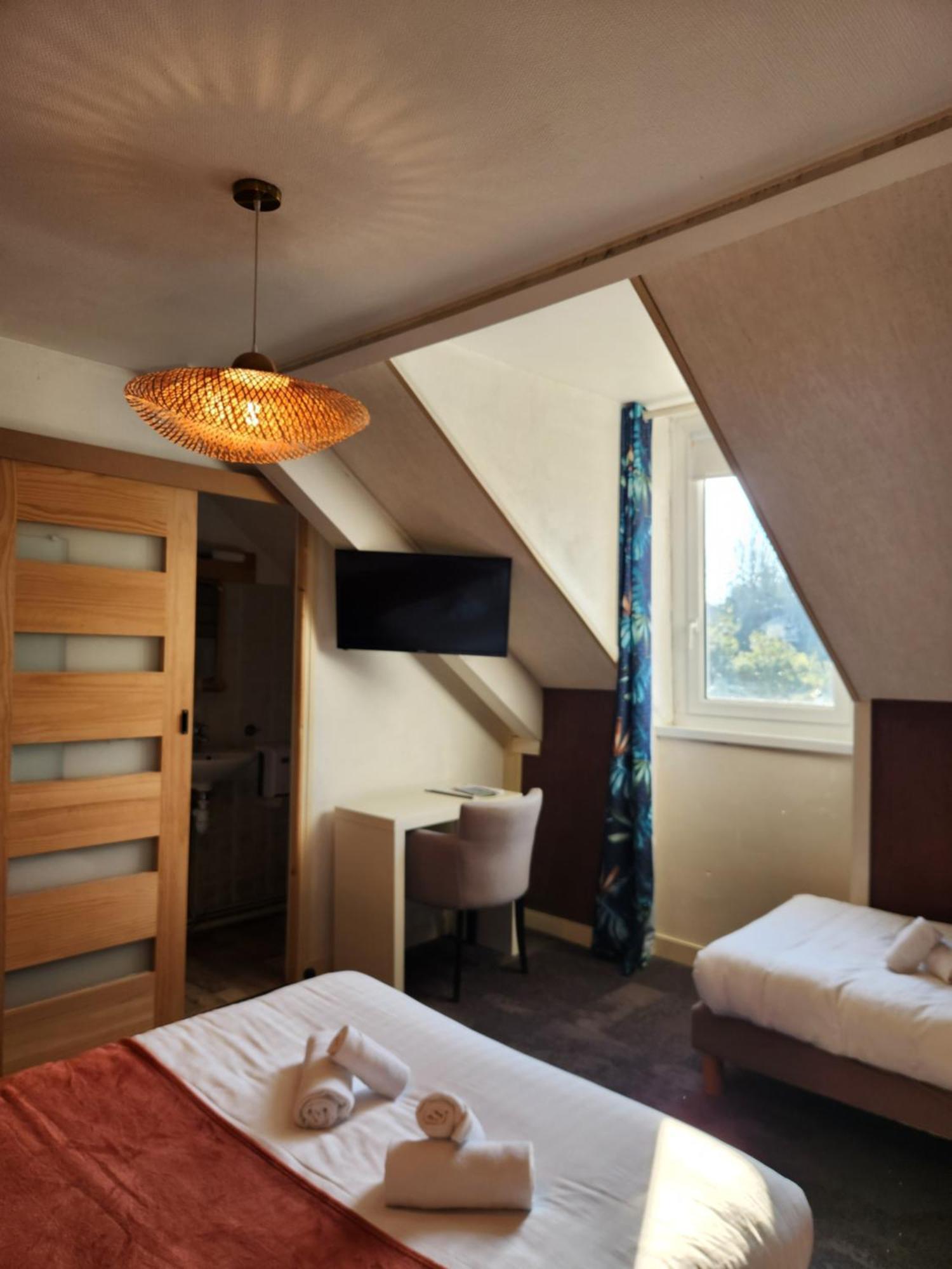 Hotel Le Petit Montmartre Dinard Exteriér fotografie